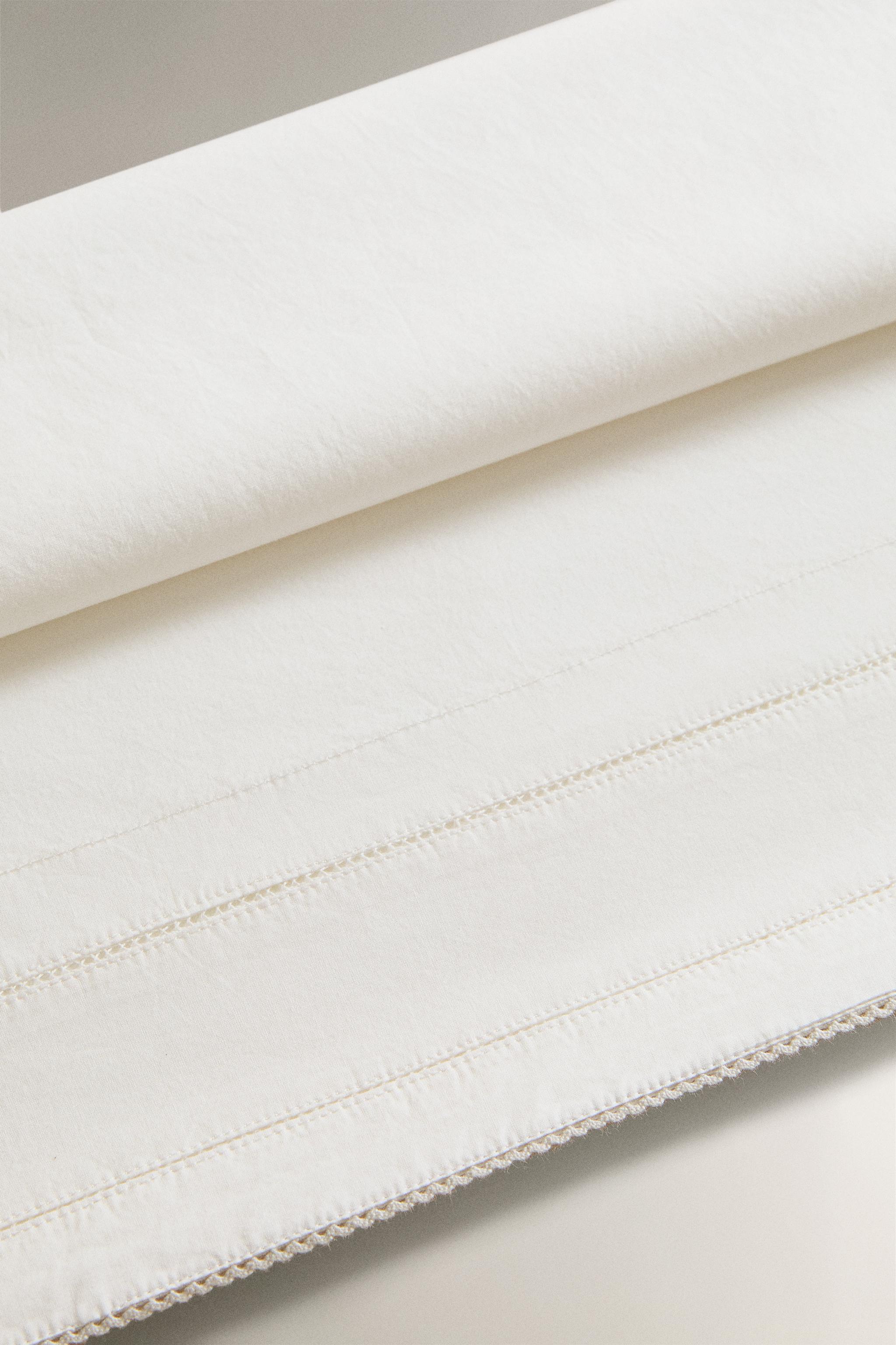 CHILDREN'S POPLIN FLAT SHEET WITH HEMSTITCHING